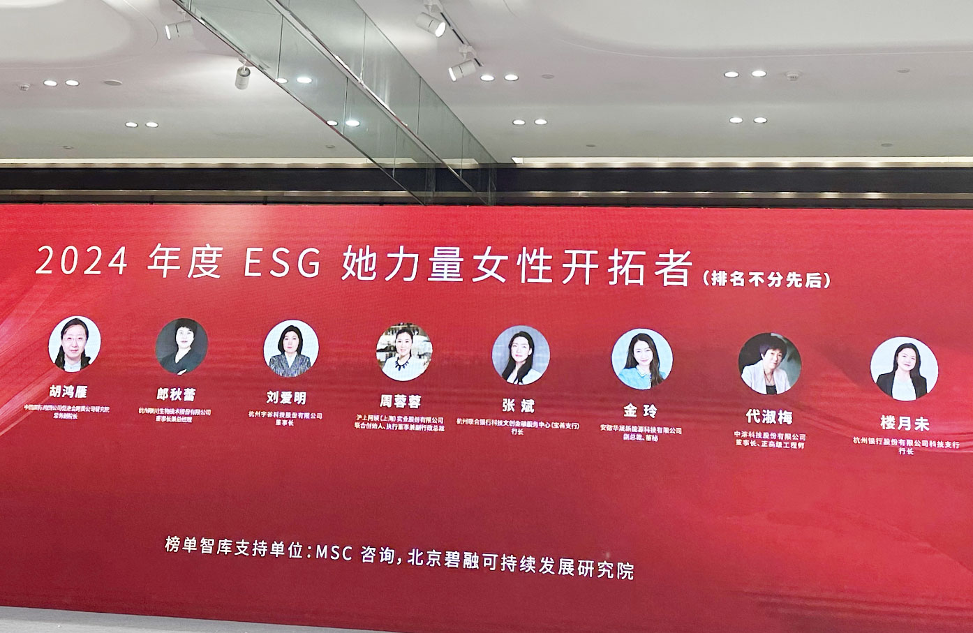 1714121686205809.jpg 02亮度.jpg